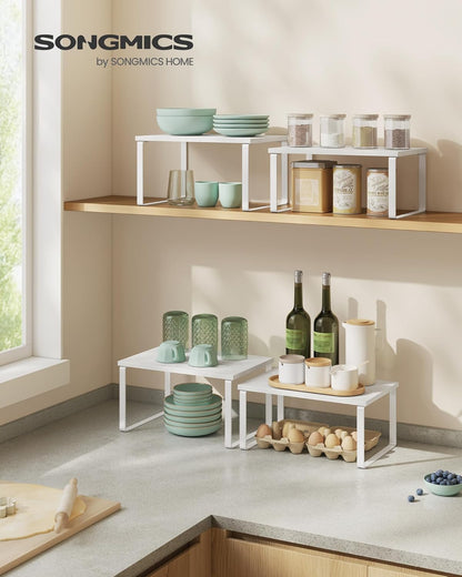 SONGMICS Gewürzregal, 2er Set Küchen-Organizer, Küchenregal, Schrank-Organizer Küche, erweiterbar, kleines Regal, stapelbar, Metall und Holzwerkstoff, wolkenweiß-schneeweiß KCS02W01